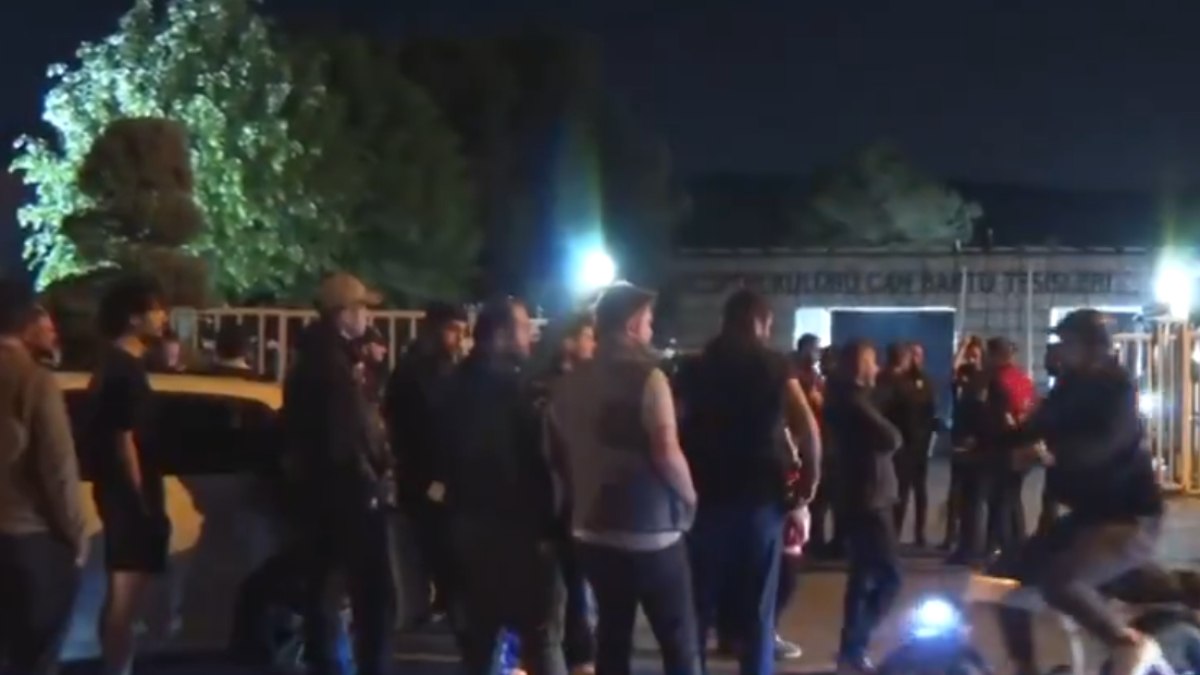 Samandıra’da Fenerbahçeli taraftarlardan protesto!